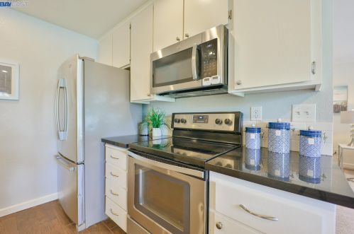 3074 Fostoria Cir, Danville CA  94526-5563 exterior