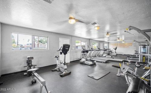 3402 32nd St, Phoenix AZ  85018-5611 exterior