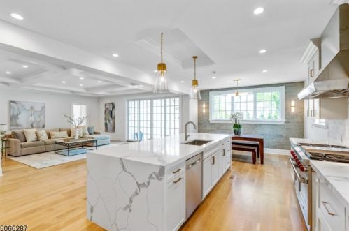 181 Cooper Ave, Montclair NJ  07043-1810 exterior