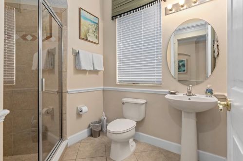 1439 Fairview Cir, Kissimmee FL 34747-6774 exterior