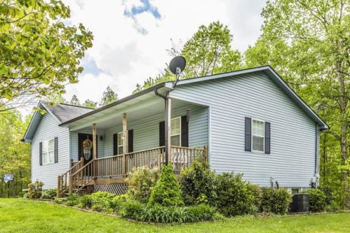 232 Fall Creek Ln, Caryville, TN 37714-4316
