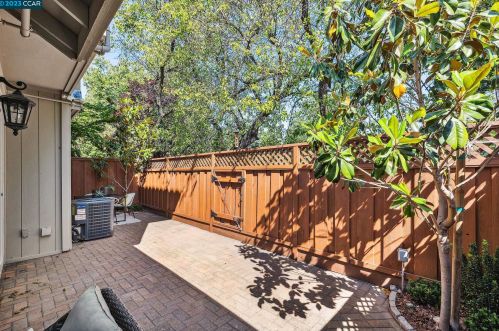 1370 Danville Blvd, Alamo CA  94507-1909 exterior