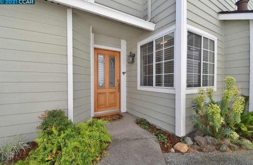 984 Springview Cir, San Ramon CA  94583-4721 exterior
