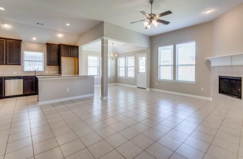 1425 Cockatiel Dr, Oak Point TX  75068-8567 exterior