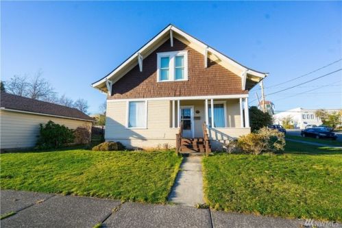 700 Judson St, Lynden, WA 98264-1836