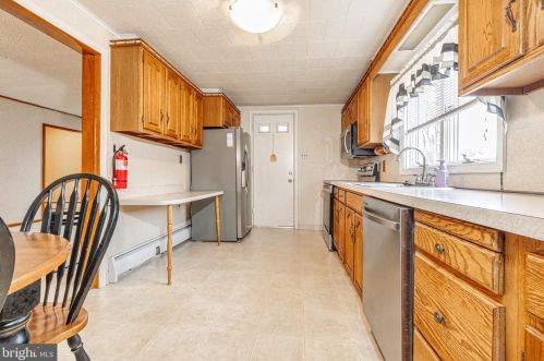 630 Billings Ave, West Deptford NJ  08066-1213 exterior