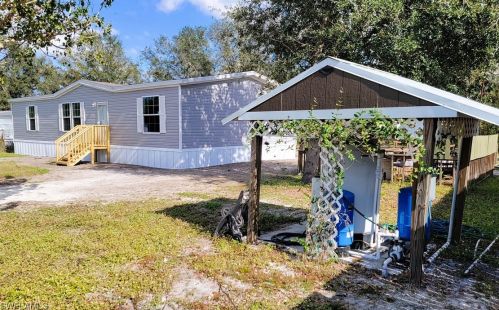 8816 Hampshire Ave, Arcadia FL 34269-3409 exterior