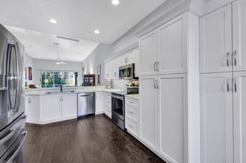 5893 Northridge Dr, Naples FL  34110-2376 exterior