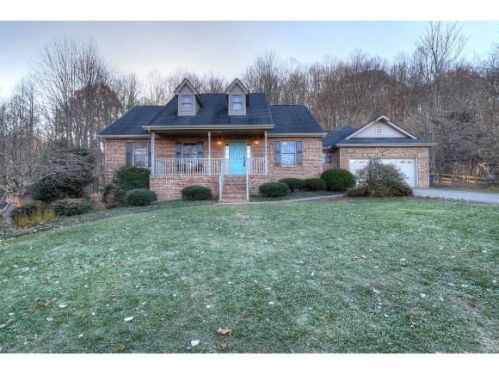281 Samlola Rd, Blountville, TN 37617-4309