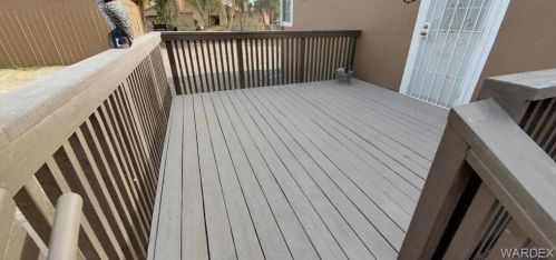 1643 Vly Dr, Mohave Valley AZ  86440-8583 exterior