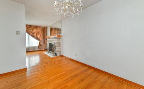 577 Grove Rd, Verona PA  15147-1656 exterior