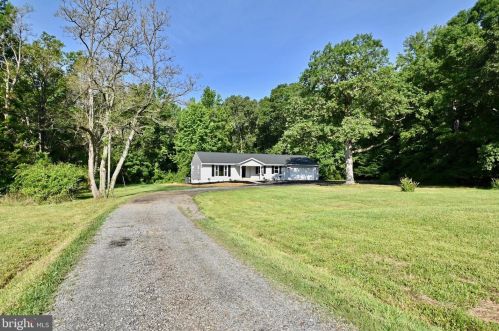 7100 Roxbury Mill Rd, Spotsylvania, VA 22551-2442
