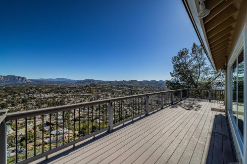 11570 Osage Trl, Lakeside CA  92040-5365 exterior