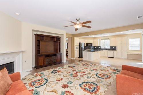 17089 Bluff Vista Ct, Riverside CA 92503-8715 exterior