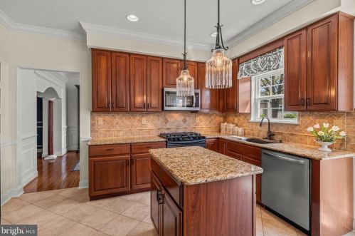 224 Shelly Dr, Collegeville PA  19426-2667 exterior