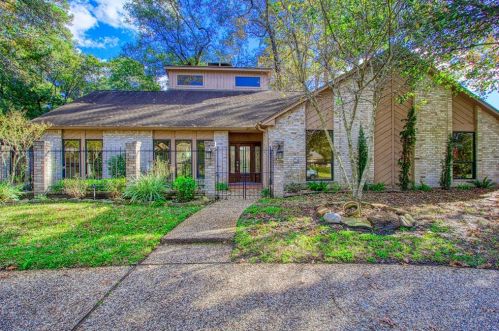 2314 Pine Bend Dr, Humble, TX 77339-3630