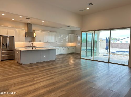 19670 Mulberry Dr, Buckeye AZ 85396-2135 exterior