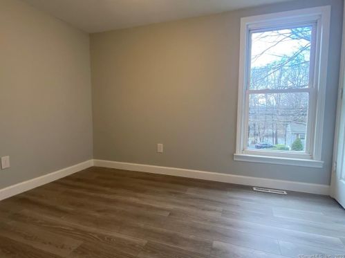 79 Branford Rd, North Branford CT  06471-1323 exterior