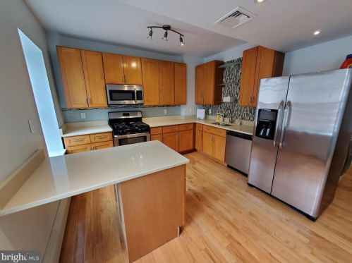 209 Front St, Trenton NJ 08608-2103 exterior