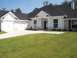 4406 Winners Gait Cir, Milton, FL 32571-6376