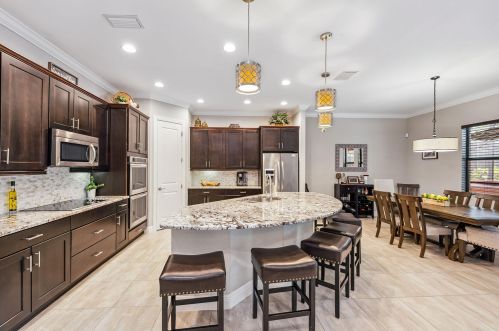 4430 Tamarind Way, Naples FL  34119-9684 exterior