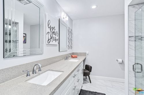 1840 Sandcliff Rd, Palm Springs CA  92264-4844 exterior
