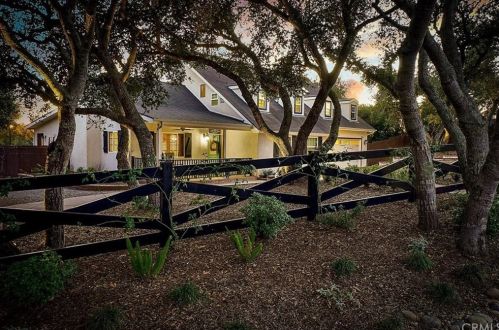 1230 Futura Ln, Pismo Beach, CA 93420-5927