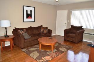 1211 37th Dr, Los Angeles CA  90007-4274 exterior