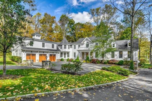 323 Smith Ridge Rd, New Canaan CT  06840-3625 exterior
