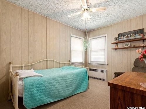 430 Clement Ave, Floral Park NY  11003-2703 exterior