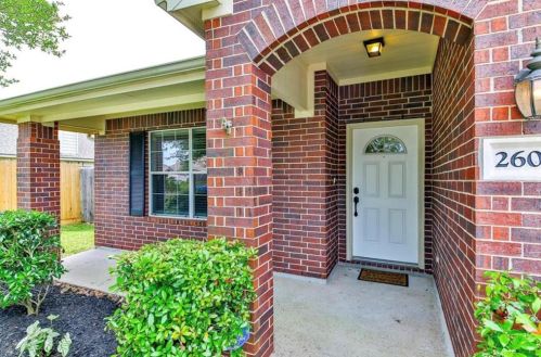 2609 7th St, Texas City, TX 77590-2013