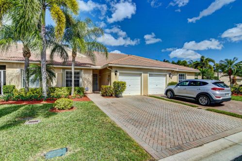 9415 Bridgeport Dr, West Palm Beach, FL 33411-5156