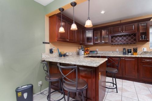 10109 Rosewood Ave, South Gate CA  90280-6461 exterior