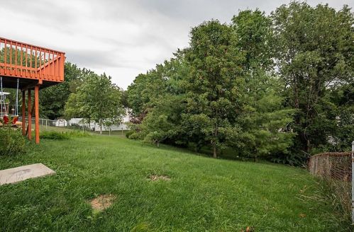 3334 Tallwood Ct, Covington KY  41018-2829 exterior