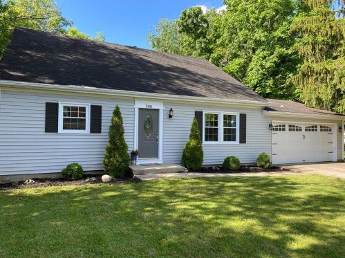 5991 Contreras Rd, Miami, OH 45056-9702