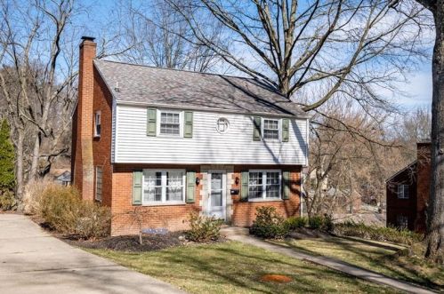 853 Hawthorne Dr, Pittsburgh, PA 15235-4150