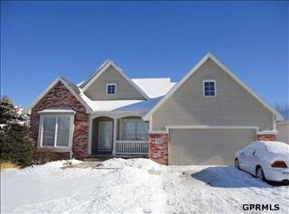 903 186th St, Omaha, NE 68022-5630
