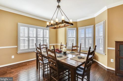 21099 Honeycreeper Pl, Leesburg VA exterior