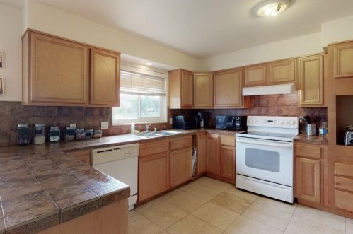 210 Catherine Ln, Grass Valley CA  95945-5802 exterior