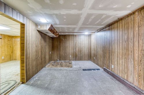 62 Bellecrest Ave, Elwood NY  11731-1205 exterior