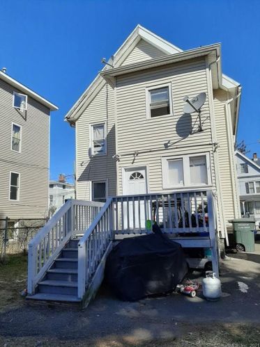50 Jane St, Bridgeport, CT 06608-1808