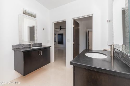 130 Grasshopper Ln, Sedona AZ 86336-4529 exterior