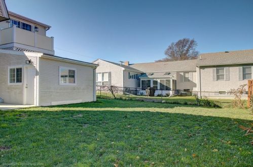 12 Cypress Ave, Tiverton RI  02878-1416 exterior