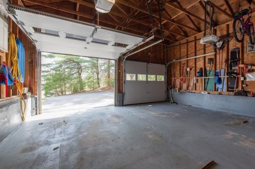 335 Albion Rd, Lincoln RI  02865-4240 exterior