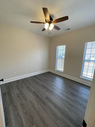 261 Palm St, Mount Pleasant SC  29464-3435 exterior