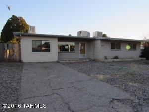 1141 Smoot Pl, Tucson, AZ 85705-2565