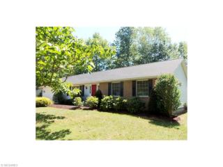 105 Sunset St, Orwell, OH 44076-9584