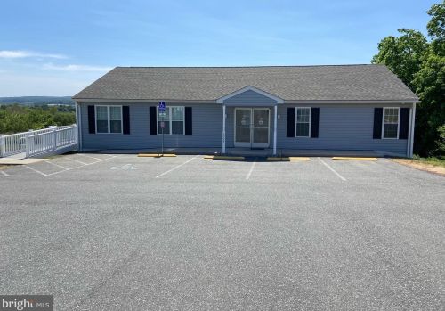 1546 Glasgow St, Pottstown PA  19464-9417 exterior