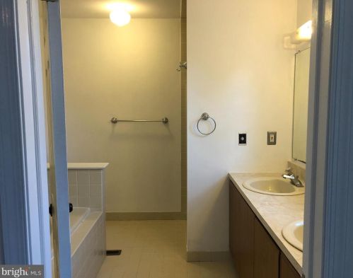 1503 Corsley Ct, Prospectville PA 19002-3137 exterior