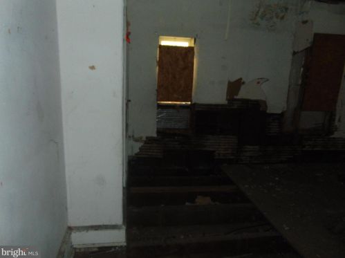 950 Pne St, Camden NJ  08103-2519 exterior